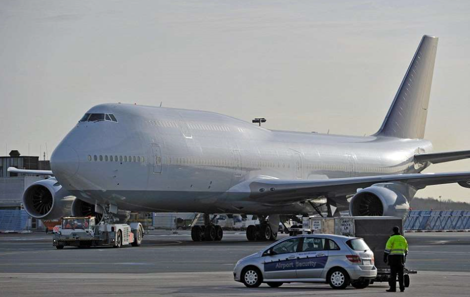 Боинг 747